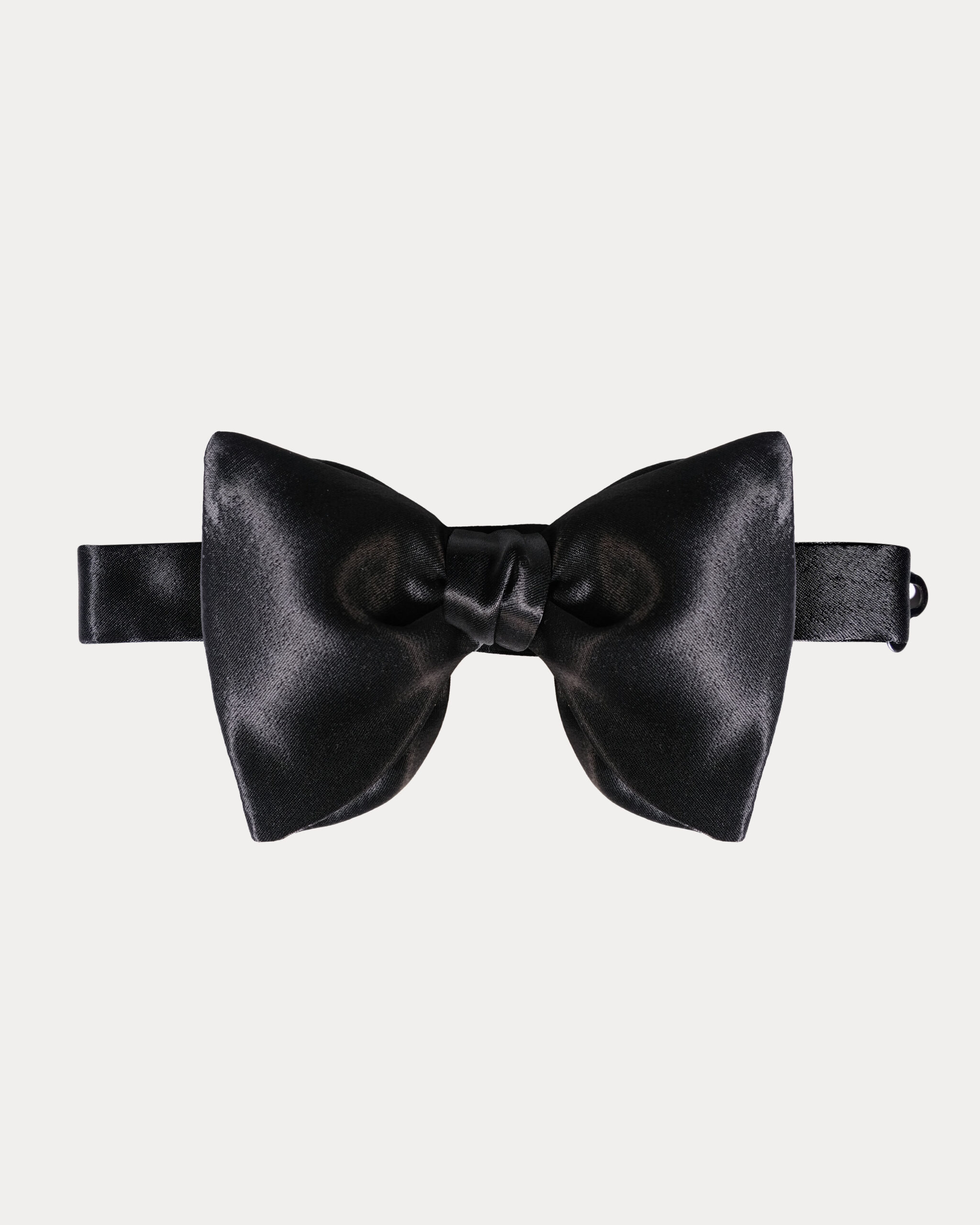 Bond Butterfly Bow Tie
