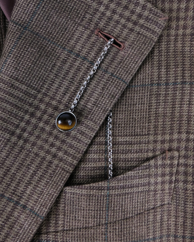 Lonewolf Lapel Chain